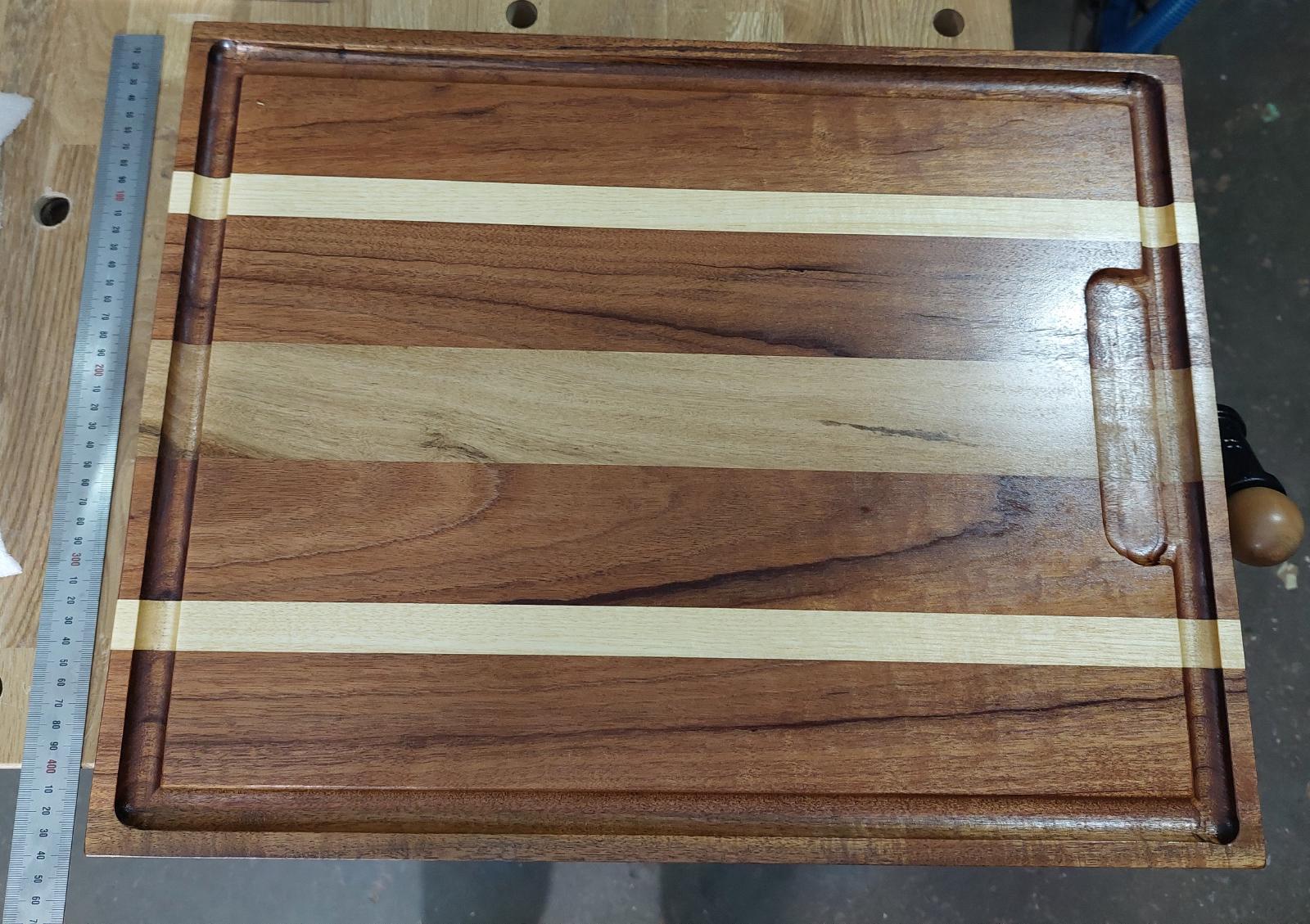 2022 - Massive cutting board - Blackwood, Silver Ash & mistery wood